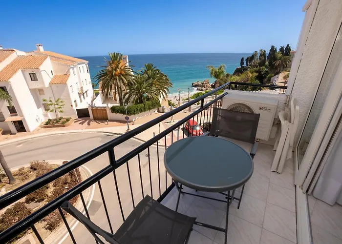 Апартаменти Verdemar 28 Menyber