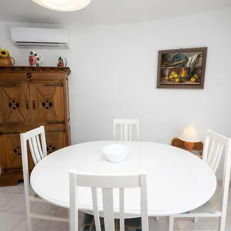 Verdemar 28 Menyber Apartman *